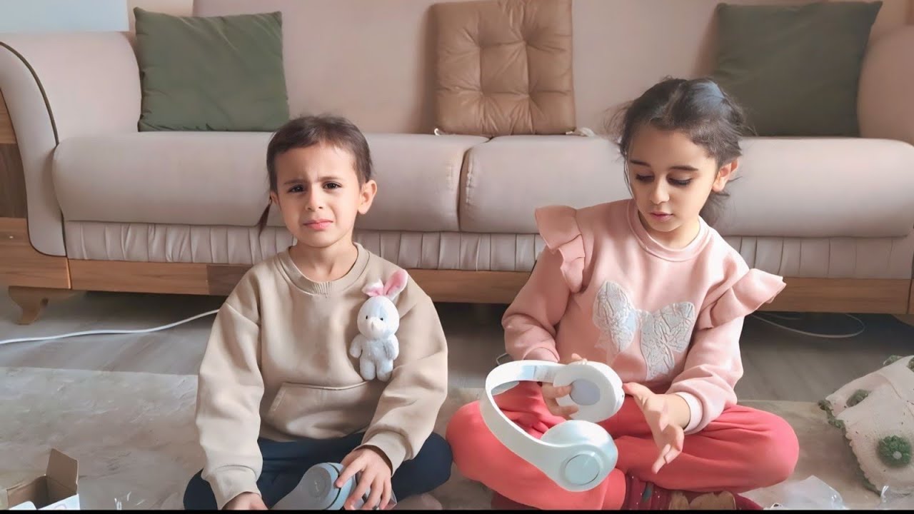 Karnemizi aldik🥳 O da ne karne hediyemiz kırık çıktı😱Ada ağladı 😥#aboneolmayiunutmayin #beğeni#yorum