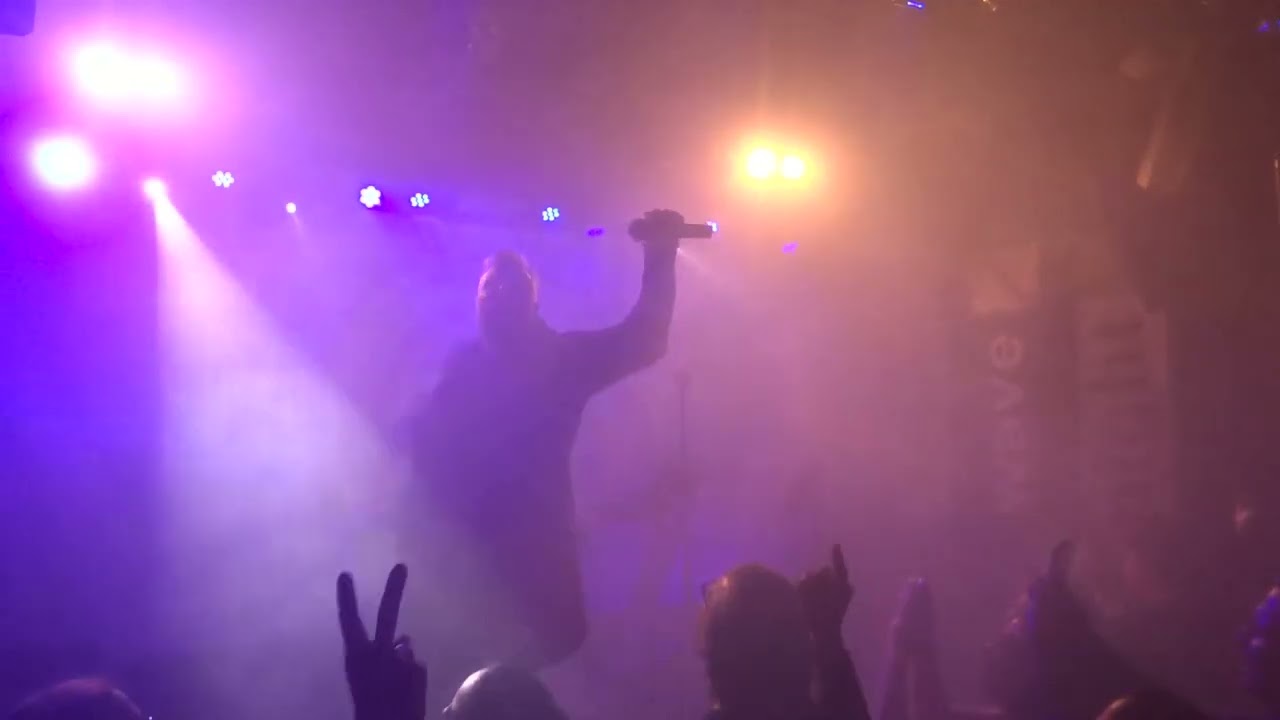 Neuroticfish - Velocity (live in Hannover Subkultur 4.2.2023)