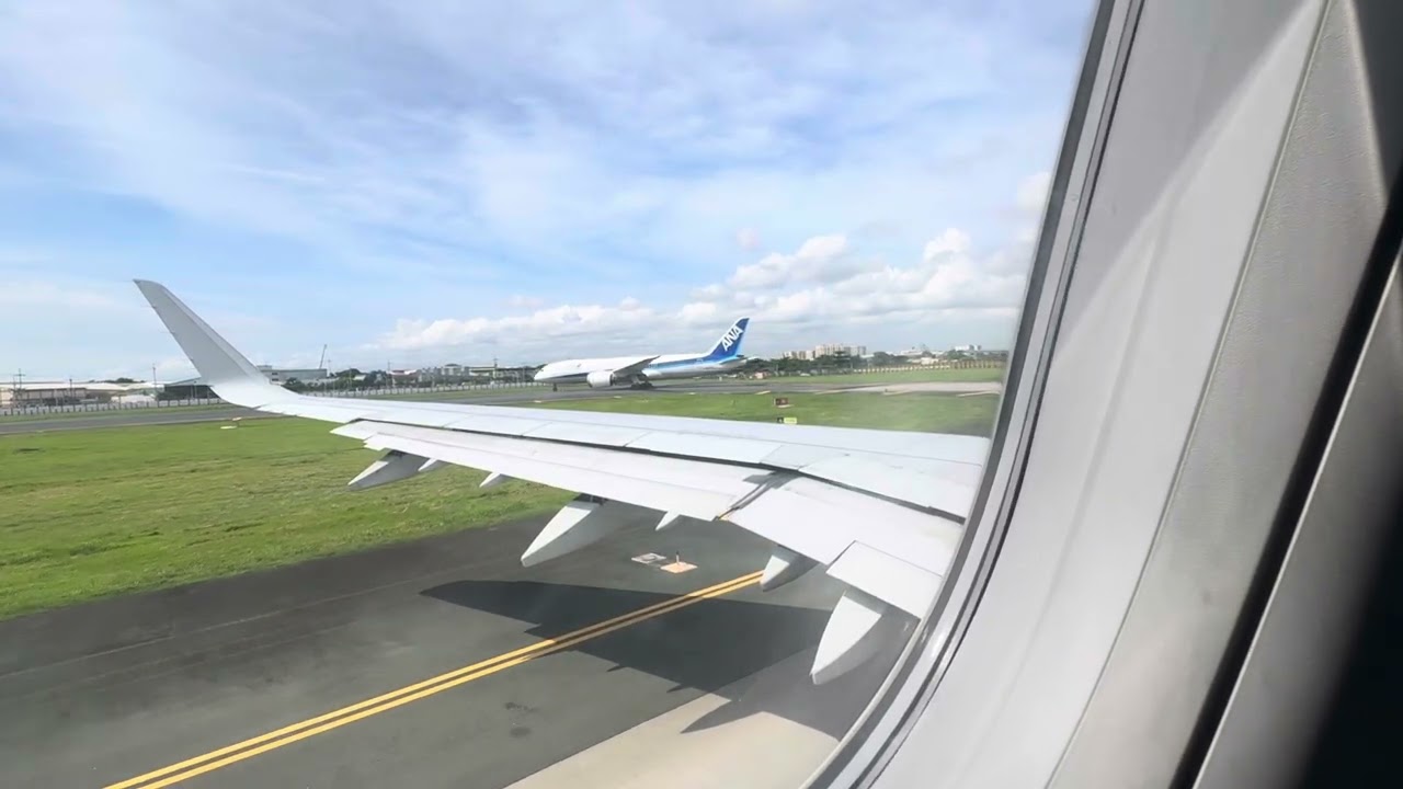 Philippine Airlines Clear Morning Departure from Manila 