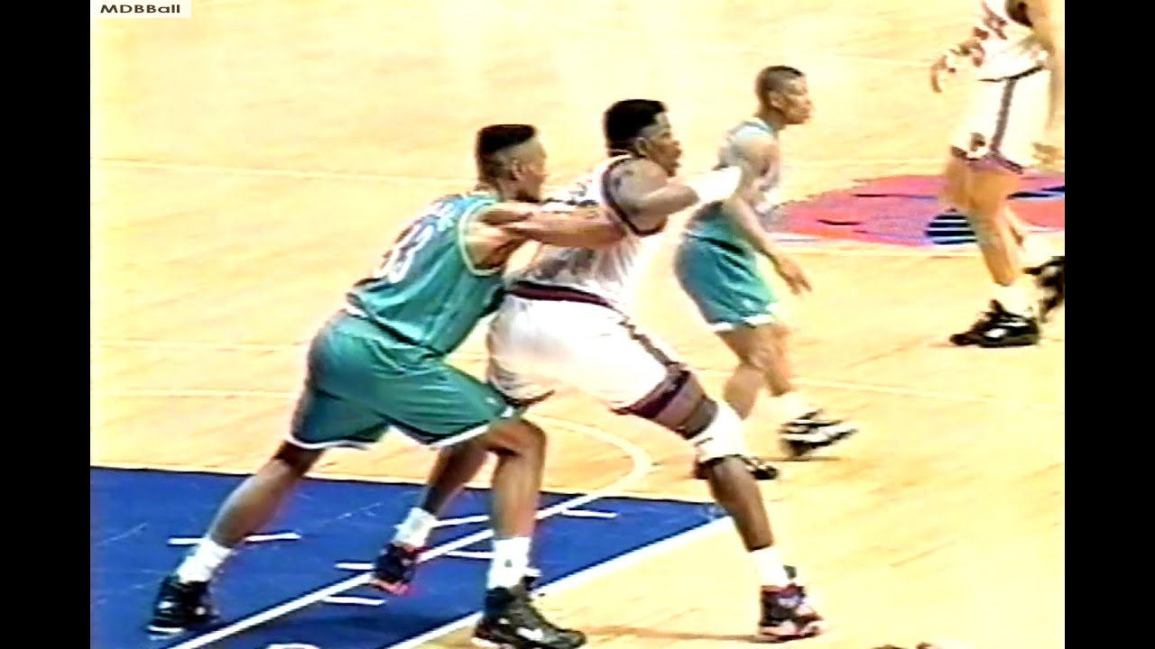 Patrick Ewing Battles Alonzo Mourning! Hornets @ Knicks 1993 ECSF G1