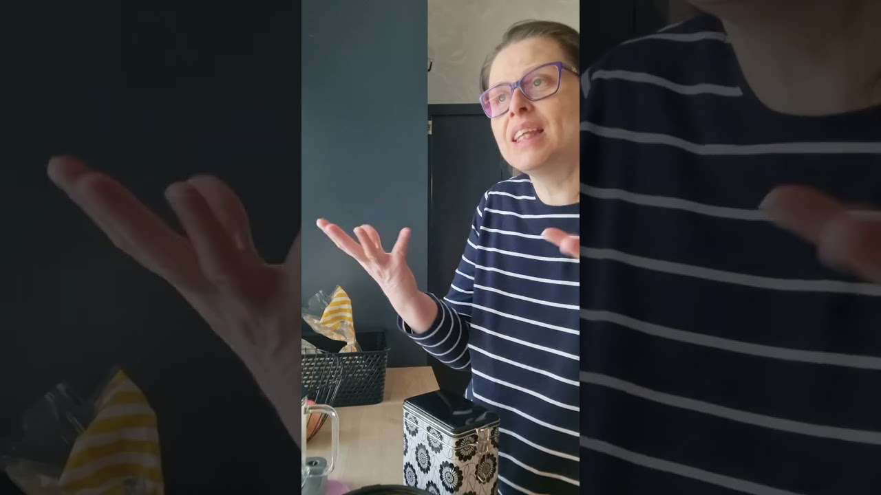Yrittäjän arkipäivän mietteitä!Kiitos sinulle, kun tuet pienyrittäjiä! Rakkaudella Henna 