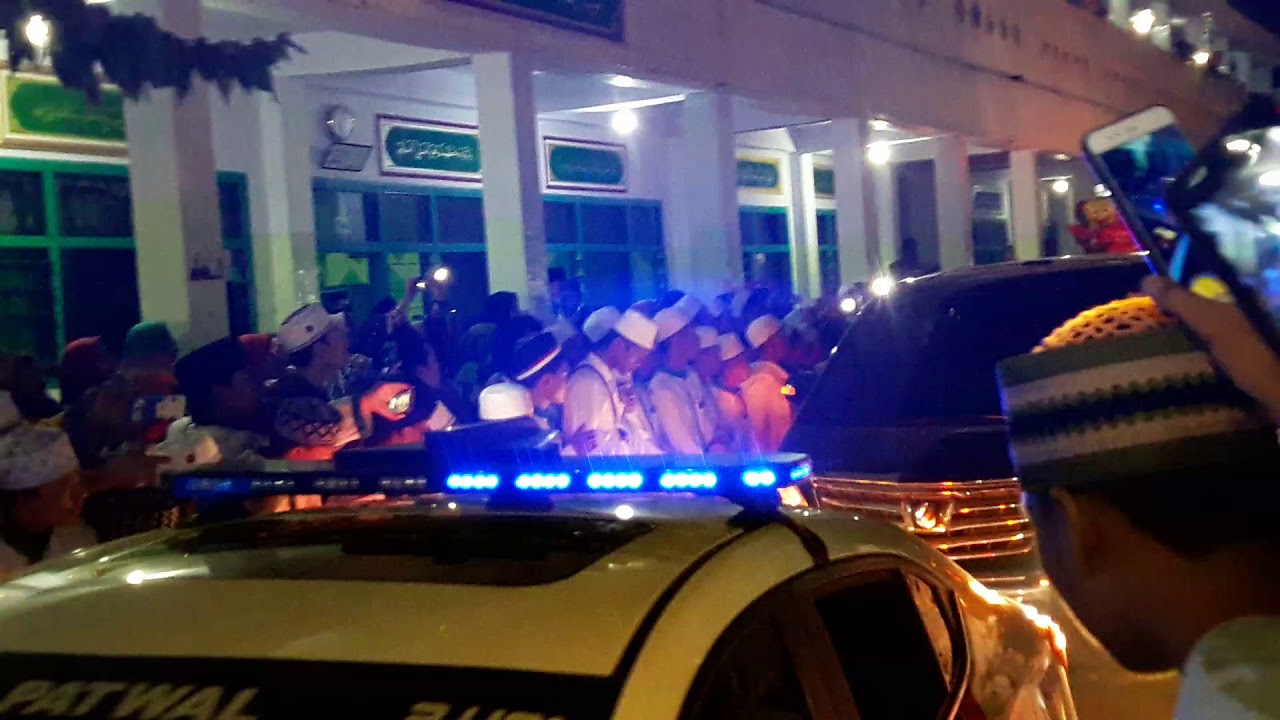 Detik detik Syaikh Muhammad Bin Ismail Hadir Ke PonPes Wali Songo Situbondo