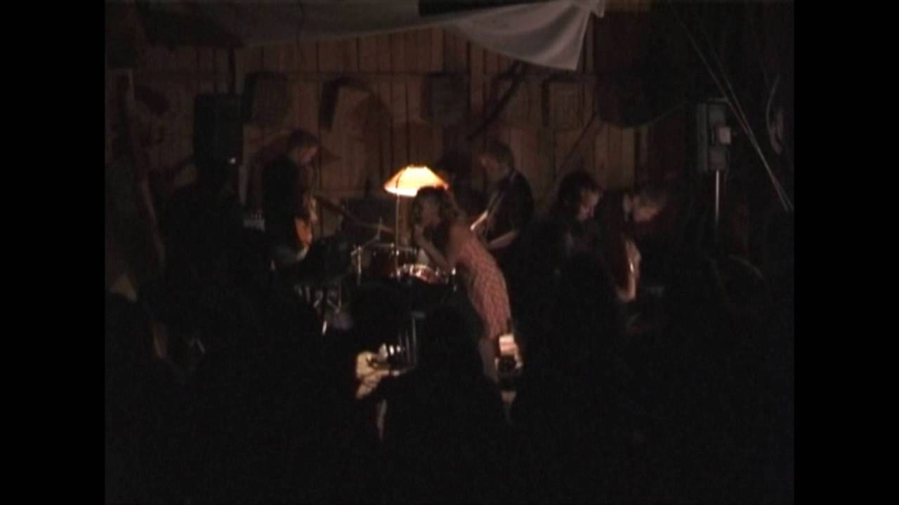 Magyar Posse - Länsiväylä Live at LIFF 2004