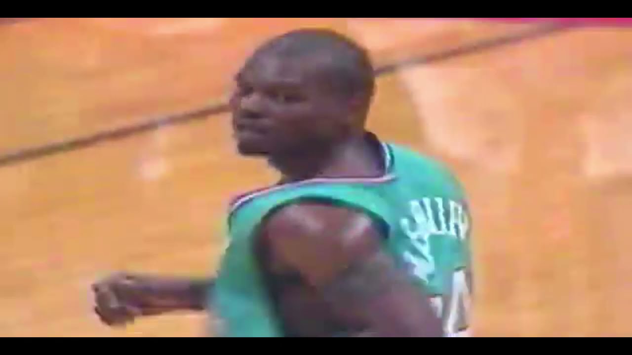 Jamal Mashburn 19 Points @ Hawks, 2002-03.