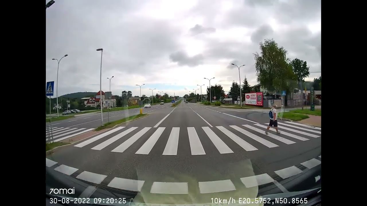 Niebezpieczne zdarzenia na drodze - Kielce 30.08.2022 a