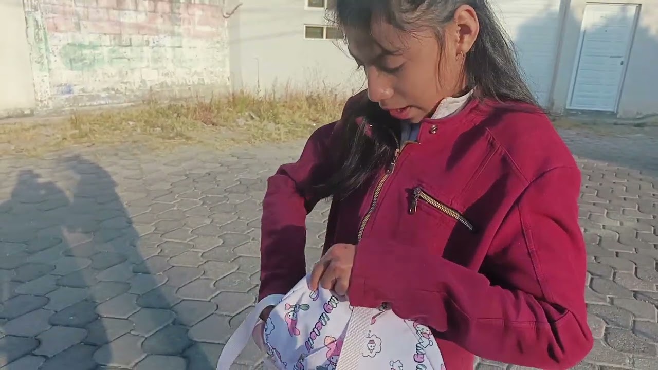 A dejar ami niña al escuela secundaria