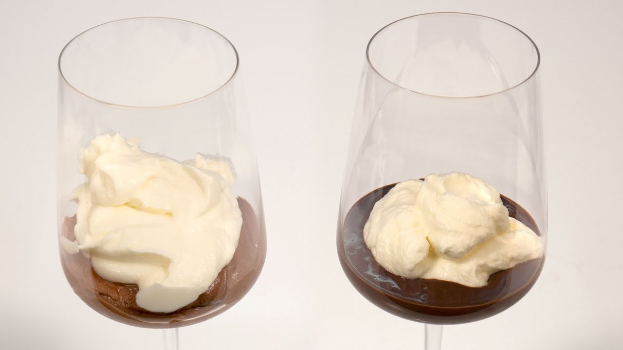 Enkel chokolademousse af kun vand og chokolade