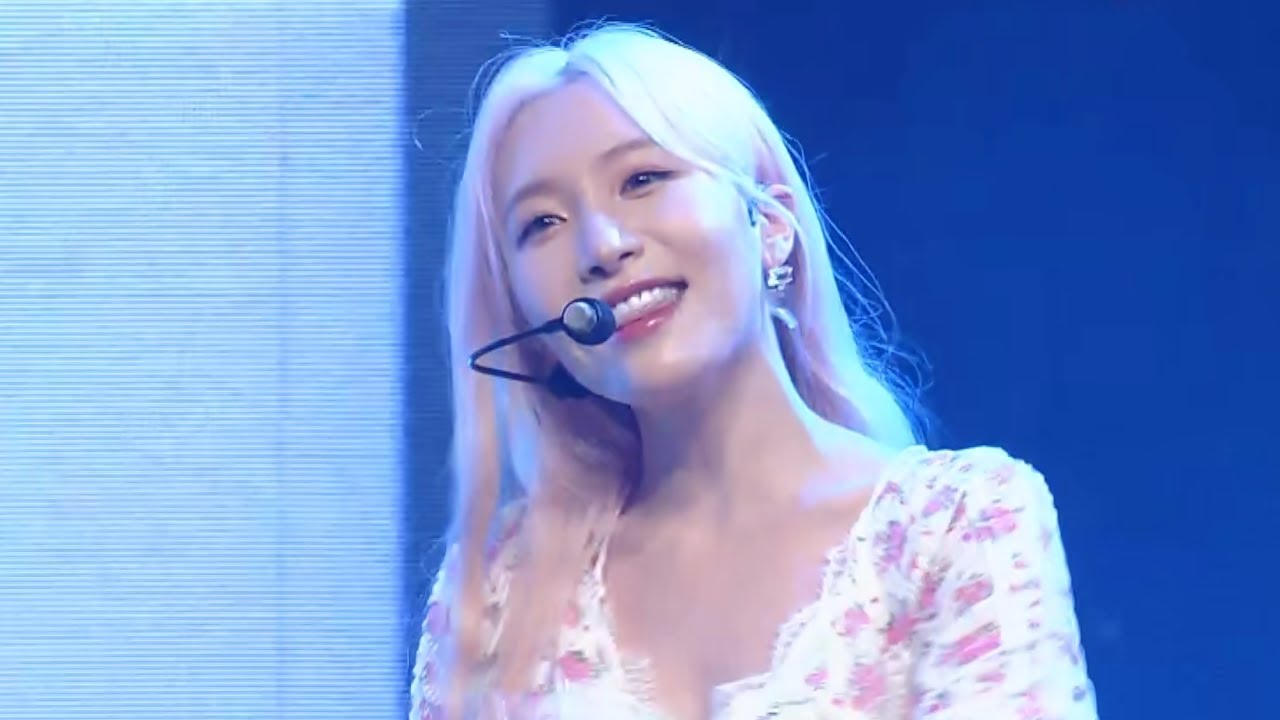 220806 라붐(LABOUM) - 상상더하기(Journey To Atlantis) / 위문열차 3000회 특집