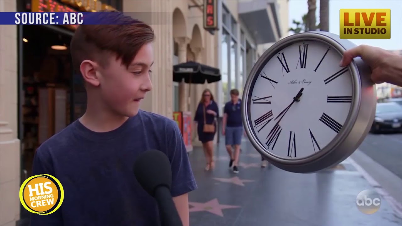 schools are replacing analog clocks because kids can't read them
