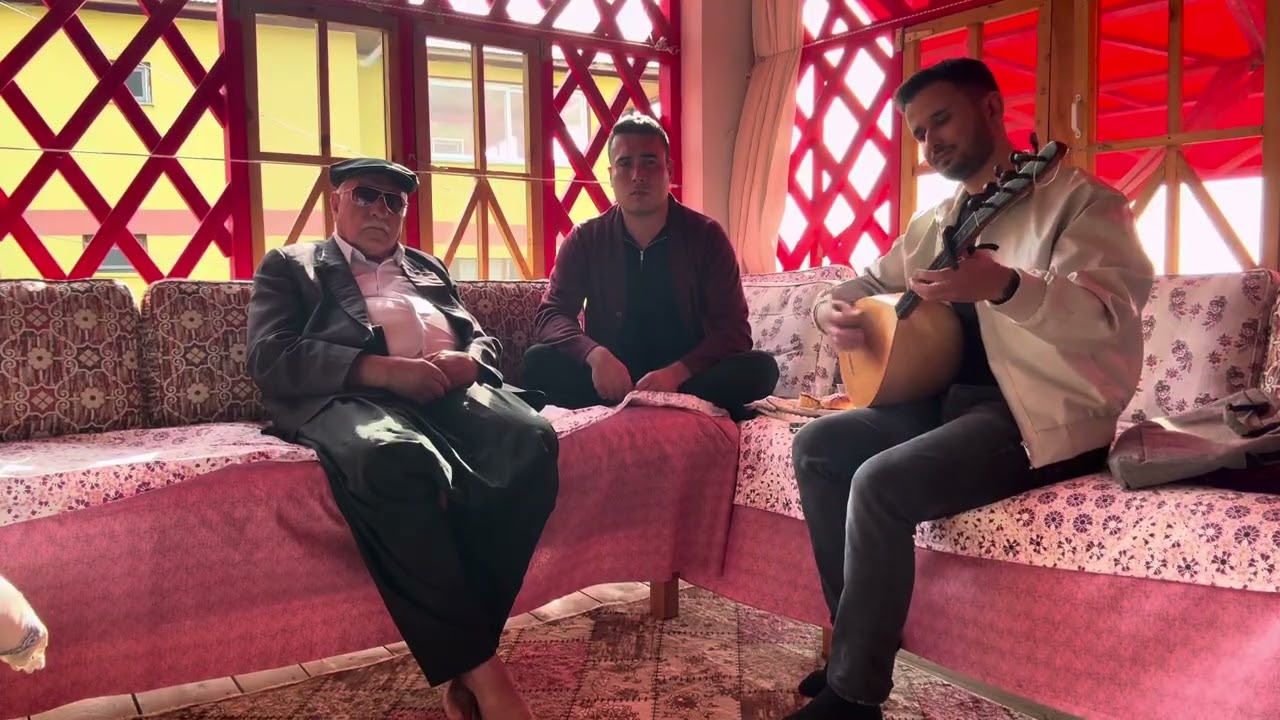 Kulak Verdim Dört Köşeyi Dinledim