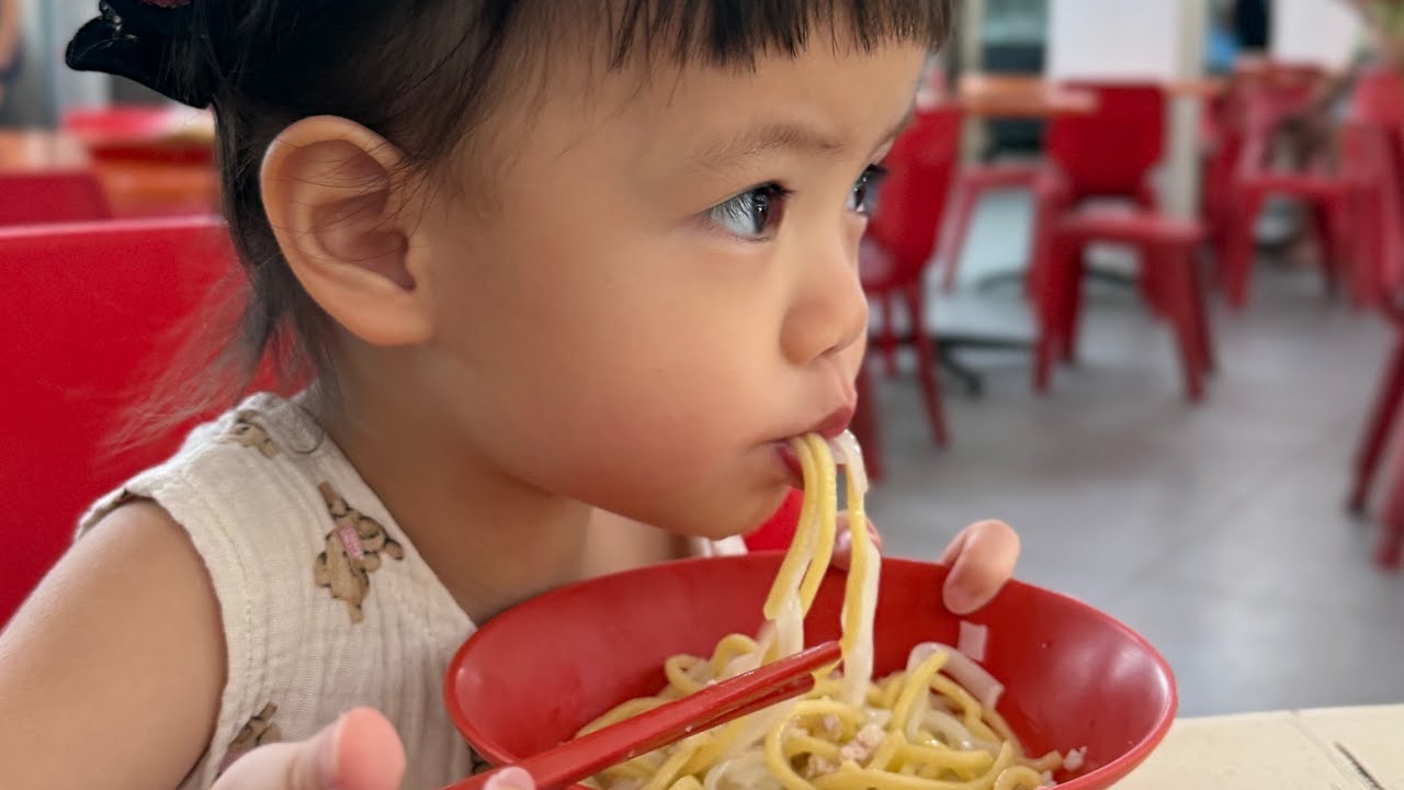 Life in Singapore | National Gallery | Guo Fu Steamboat