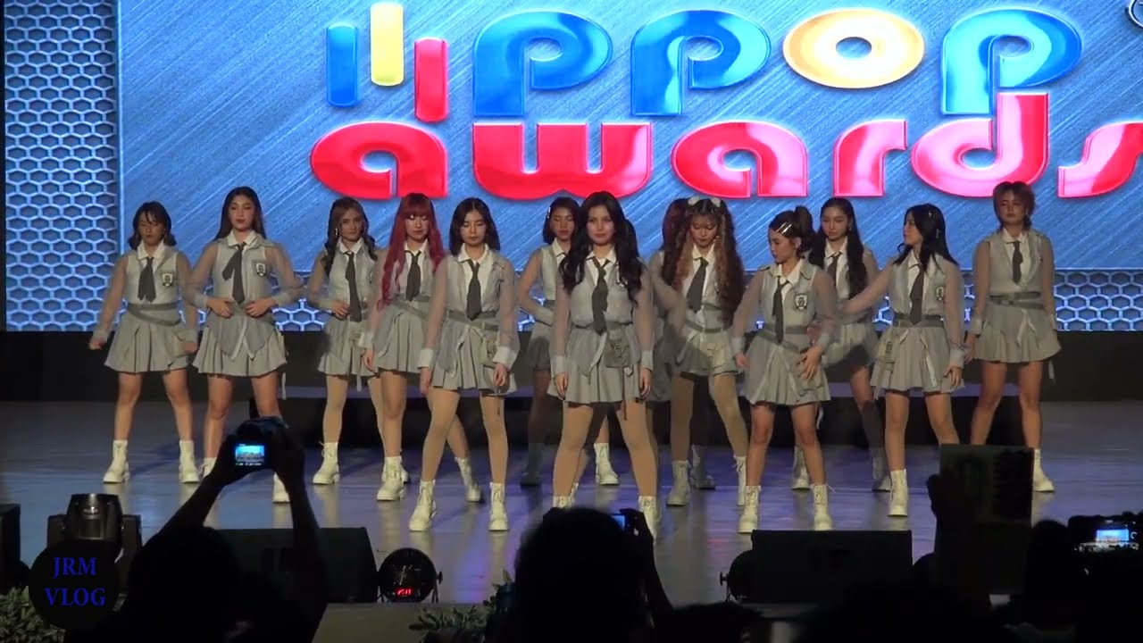 (River + No Way Man) MNL48 at 7th PPOP Awards.11/30/22