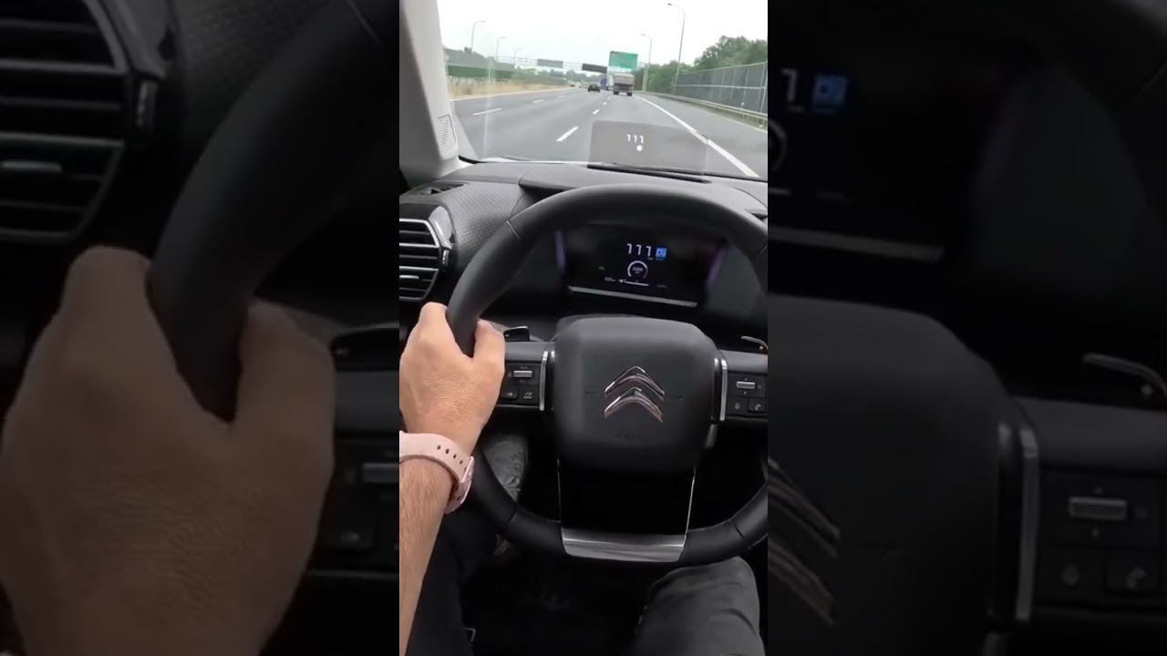 Citroen C4 III SUV 1.2 PURETECH 130 HP Acceleration