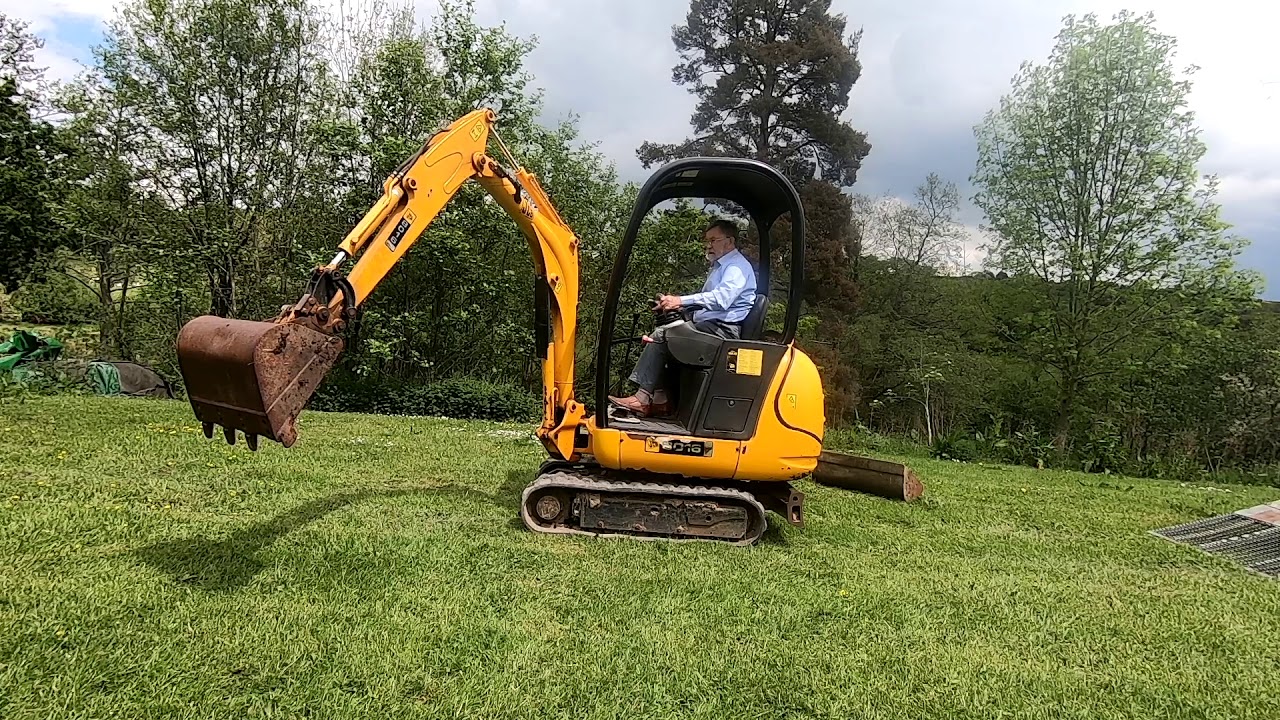 2019 05 20 JCB 8016 Digger  2007