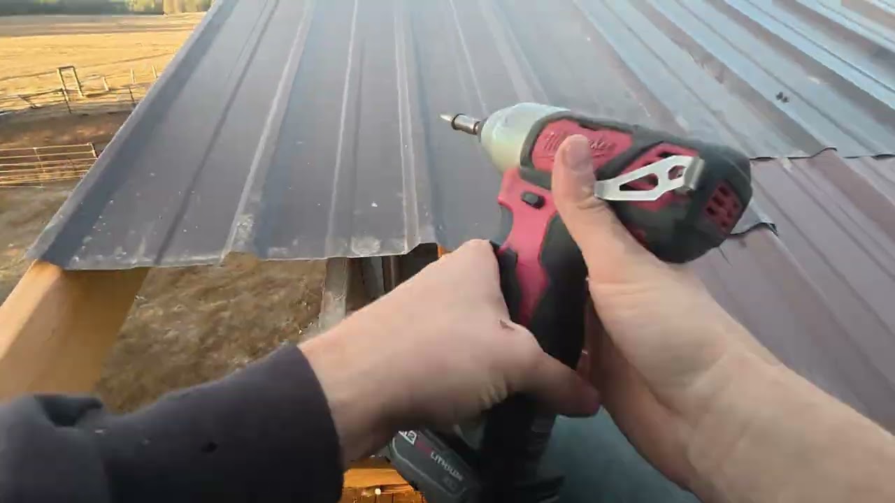 FInishing the barn roof.. almost...     EP20