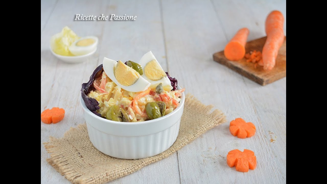 Insalata capricciosa con tonno e uova sode - Ricette che Passione