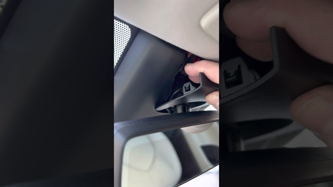 Removing the camera housing on 2021 Toyota Highlander. Comma A.I., Openpilot, Sunnypilot, Comma 3