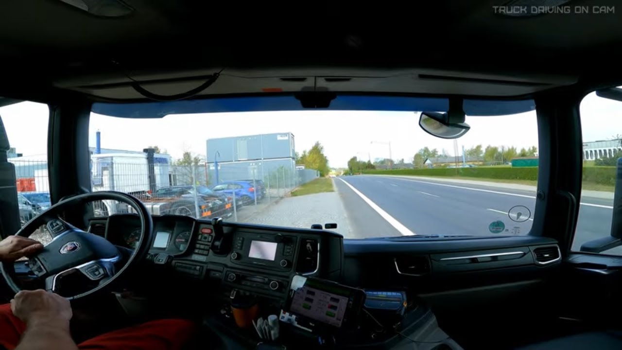 Cabin View Driving Scania P410 Car Carrier - Kirke Hyllinge/Frederikssund - 03-05-2022