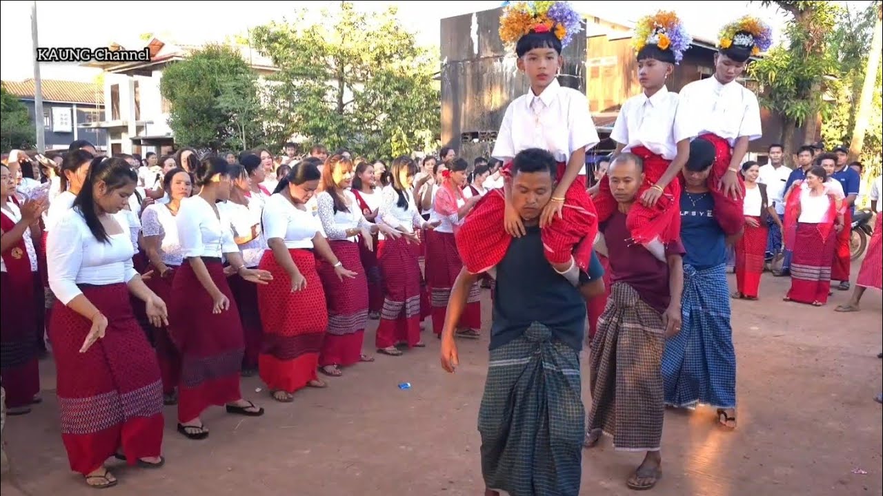 မွန်ရိုးရာရဟန်းခံရှင်ပြုအလှူတော်မင်္ဂလာ 🙏 #youtube #automobile 