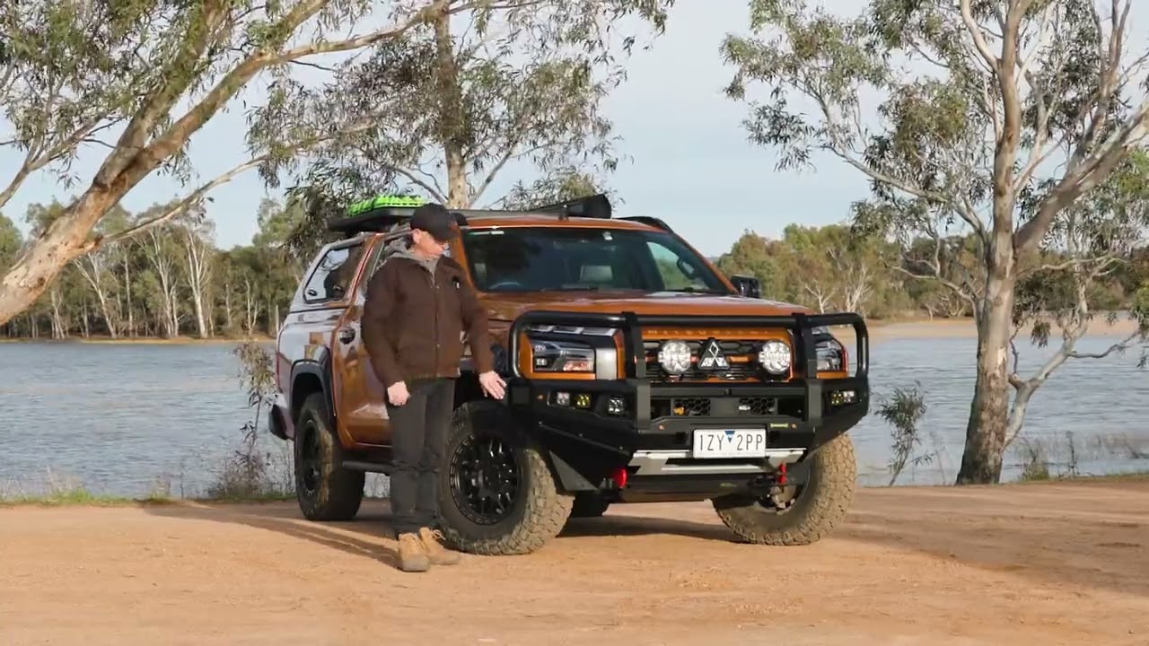 Mitsubishi L200 con el equipo Ironman 4x4 (full video)