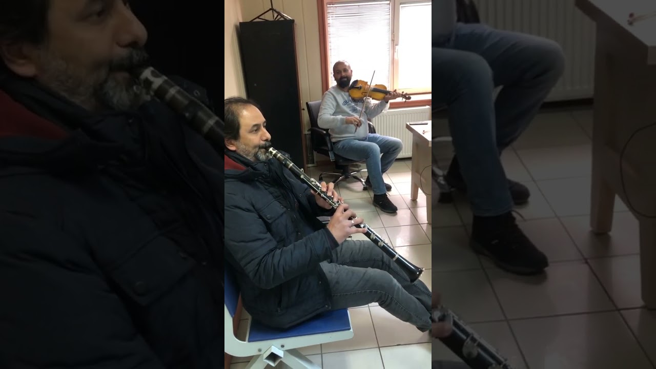 Nazende Sevgilim... Klarnet İlhan Küçükcivan Keman: Özcan Küçükcivan