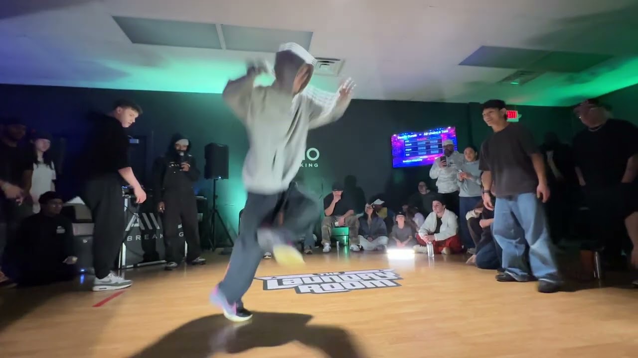 Deadly Dunes vs Air Chairs 4 Toni - Top 8 // Laundry Room 2026