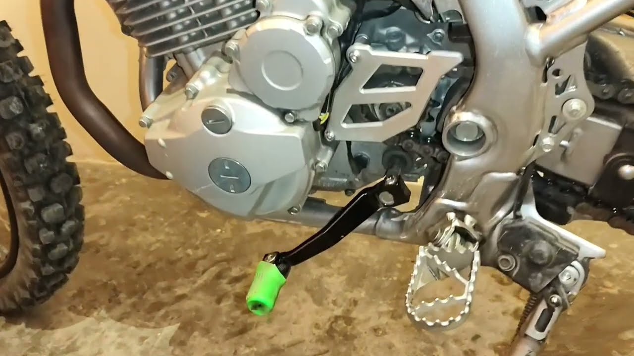 KLX 230 ckd, Mods, upgrades, front sprocket aluminium cover by HiVolt.              