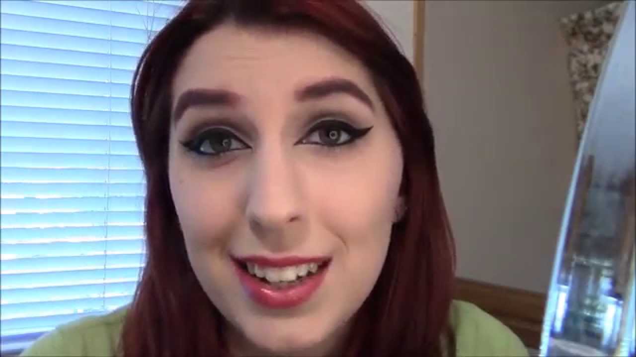 How to Make Your Eyes Big for Cosplay!