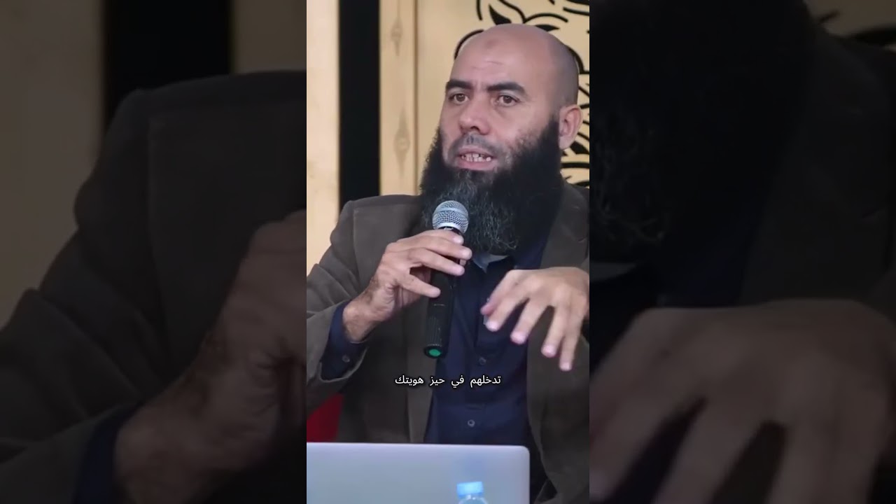ركن التاريخ  كيف يؤثر تاريخنا على هويتنا؟