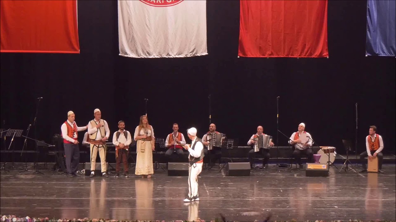 Zafer Halk Oyunları G.S.K Derneği Şarkılar Bölümü  ( Dita e Kultures shqiptare )