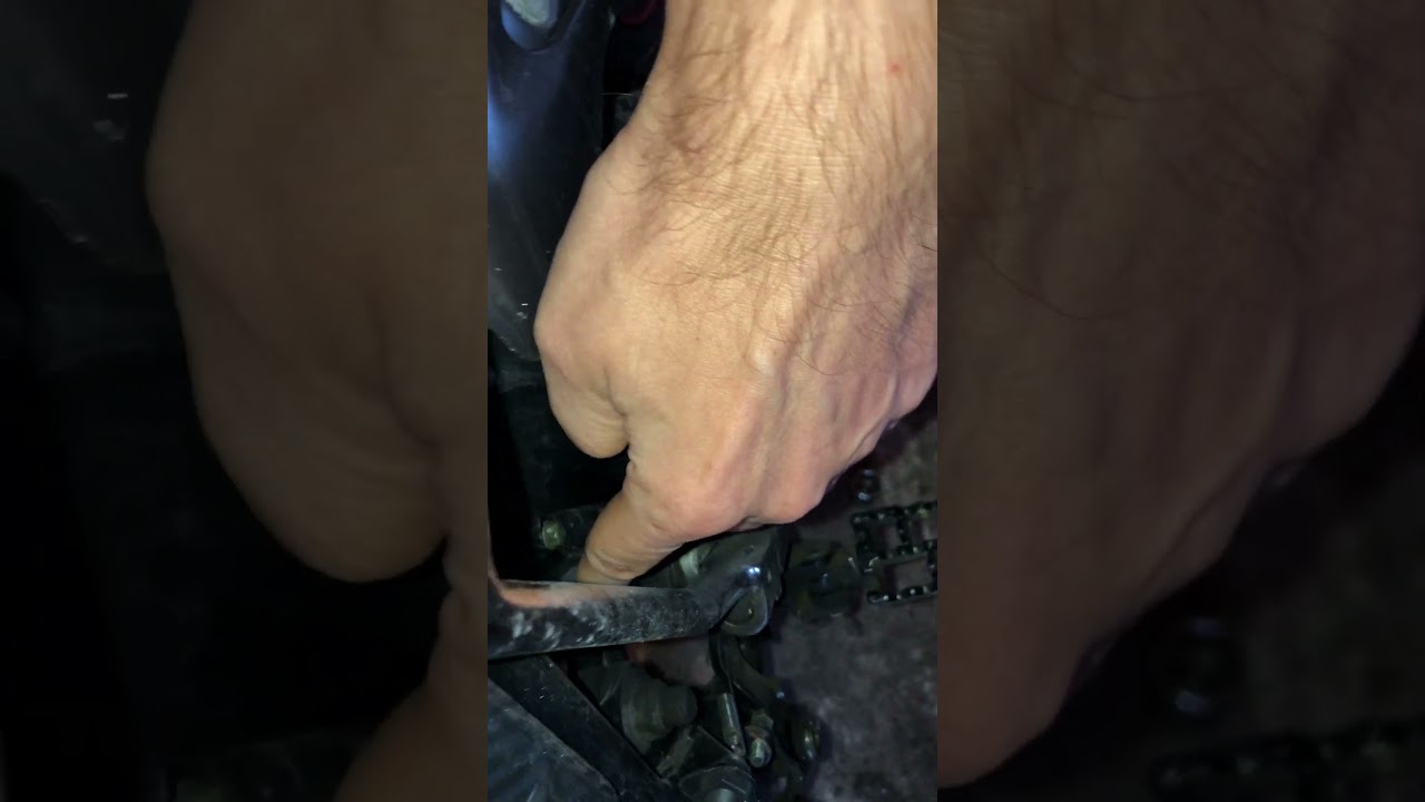 JAK WYMIENIĆ OLEJ W SILNIKU 157FMI? OMAWIAM NA PRZYKŁADZIE MOTOCYKLA BARTON HYPER 125 CM3