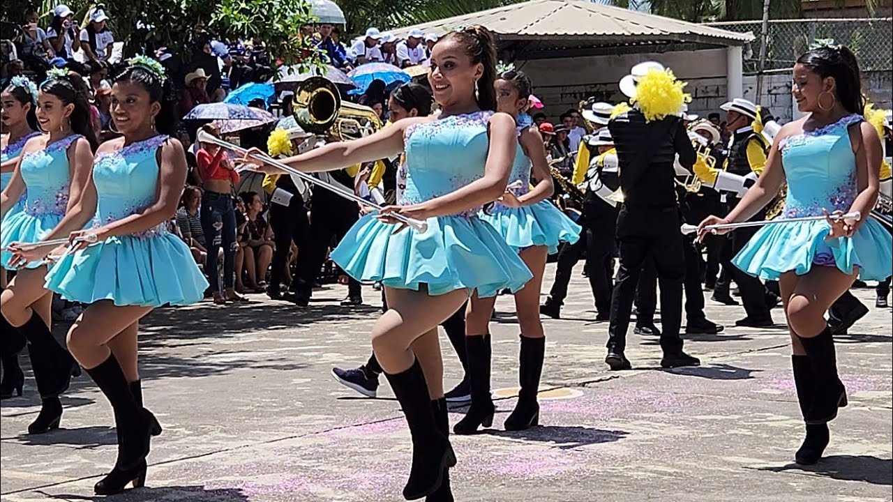 Espectacular presentación de ÁGUILAS MARCHING BAND en La Barra de Santiago 2024 💃✨
