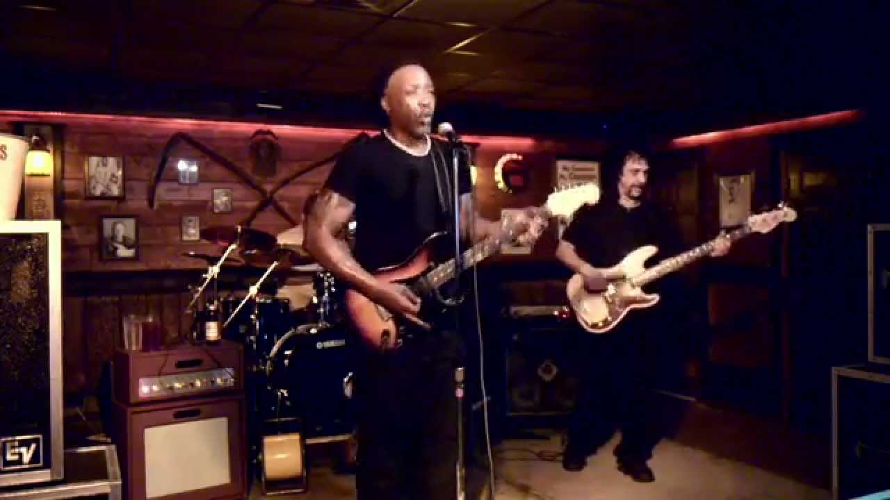 Pistol Pete at The Knuckle Down Saloon 11 16 2013