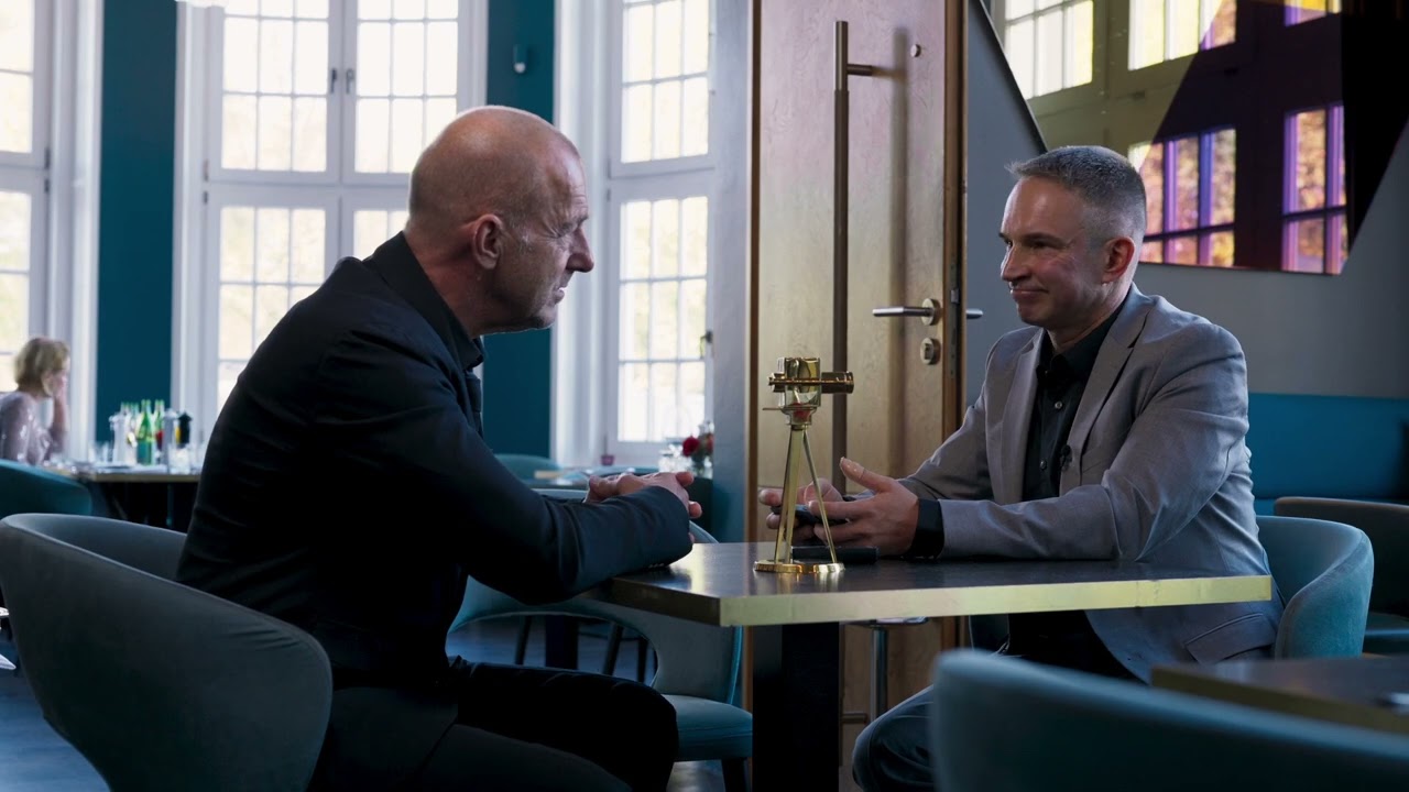 Heino Ferch als &bdquo;Bester Schauspieler&ldquo; mit der GOLDENEN KAMERA ausgezeichnet