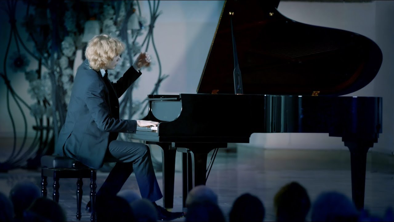 Debussy - Clair de Lune - Ivan Bessonov