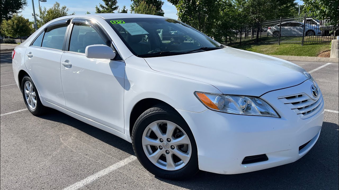 Тест-драйв и обзор Toyota Camry LE 2009 года с точки зрения публики