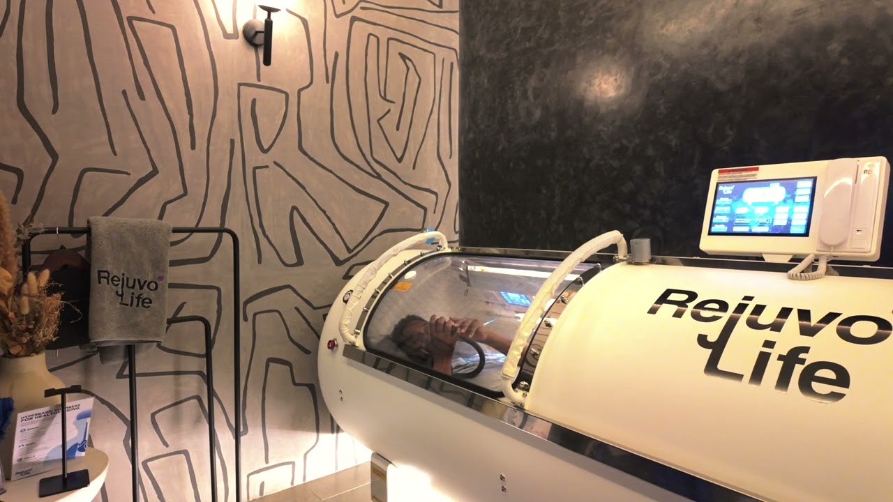 Biohacking My Fitness: 60 Minutes in an OXYGEN CHAMBER &ndash; Here&rsquo;s How It Supercharged My Recovery! 💨💪