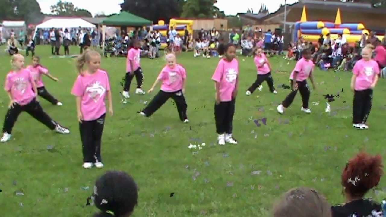 MINI-TROOP AT GALLIARD SUMMER FETE