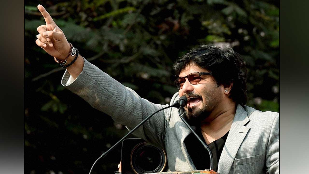 Babul Supriyo heckled by TMC workers in Kolkata