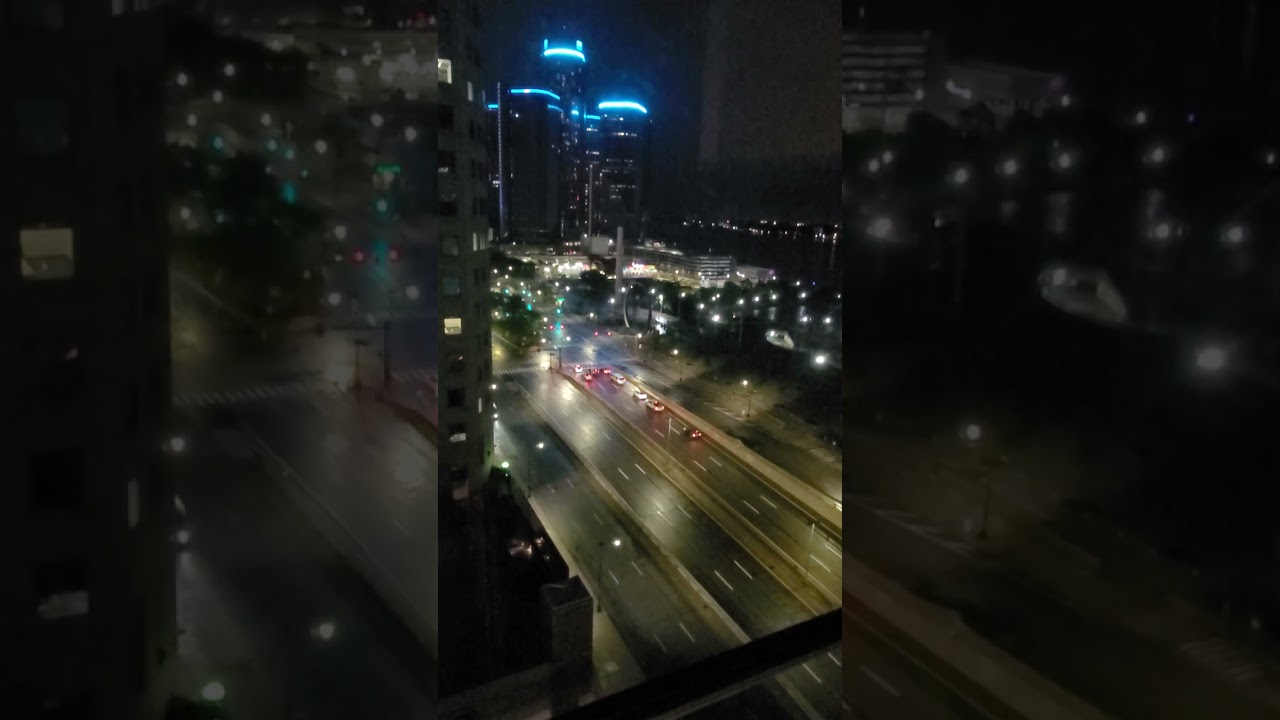 Pontchartrain at night