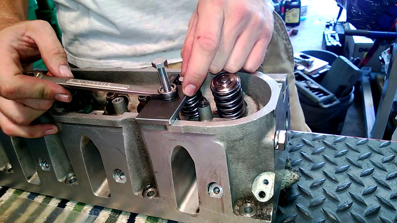 Valve Spring Install - LQ4 Build - MTi 862 Heads