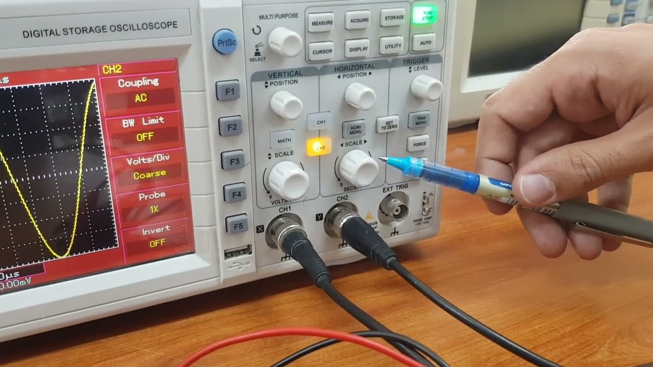 Oscilloscope - Basics (Arabic Explanation)