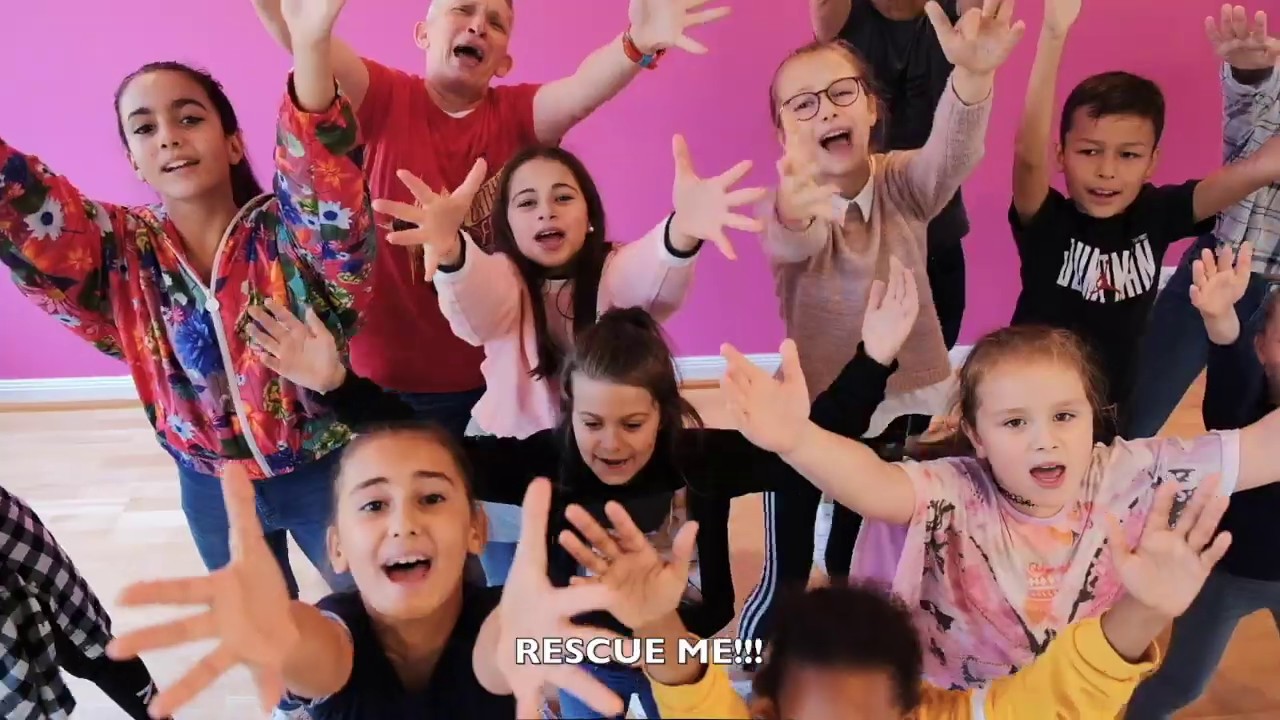 »RETTE MICH!!!« – SUPERGIRL