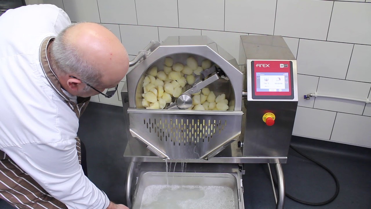 Firex CBTE030 Tilting Kettle Making Mash Potato