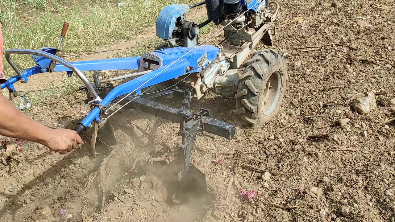 motocultor mecatech con surcadora doble