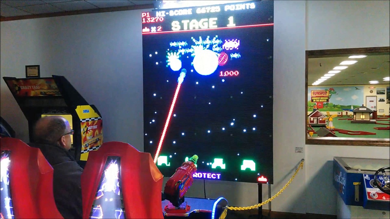 Space Invaders Frenzy at Funspot