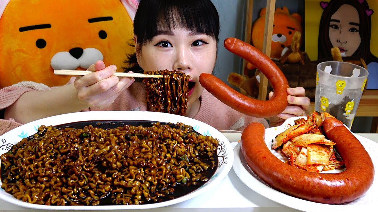 Jin Jjajang Kielbasa Колбаса с пропаренным рисом Мукбанг