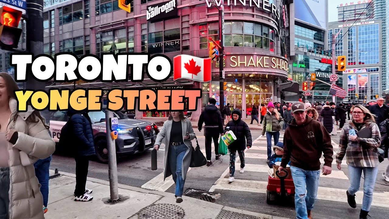 Toronto 🇨🇦 Yonge Street Downtown Walking Tour City Life Canada 4k