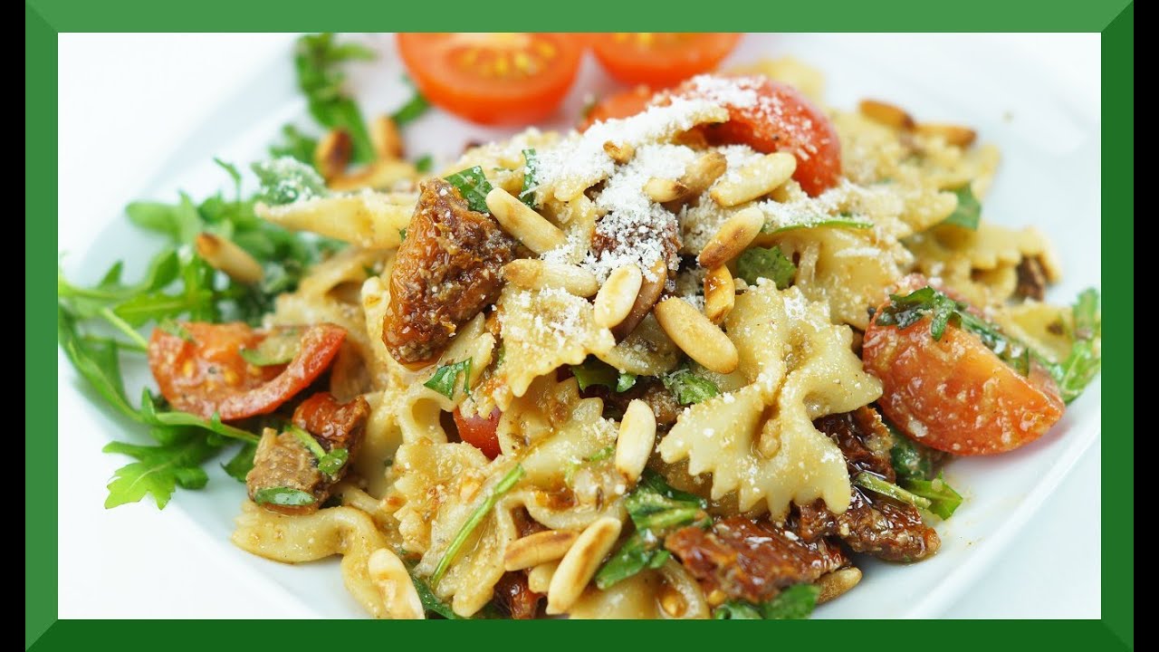Nudelsalat mediterran mit getrockneten Tomaten und Parmesan Rezept KatisWeltTV