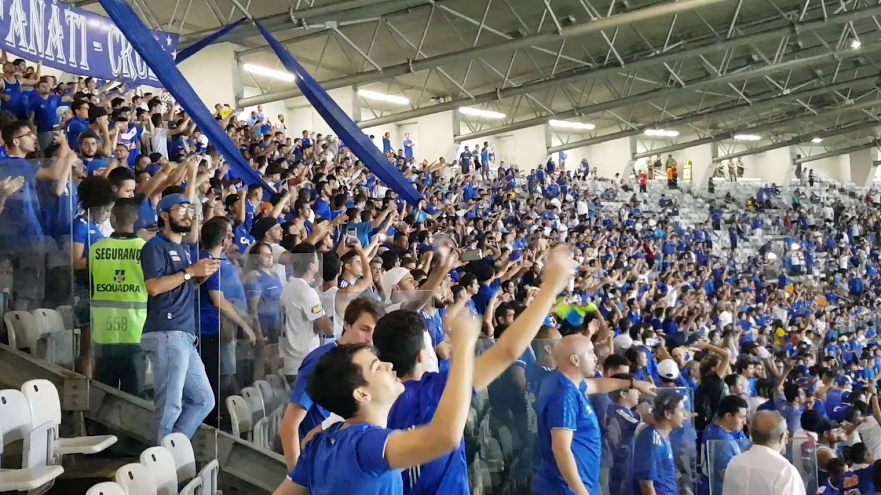 TFC - Não para de cantar